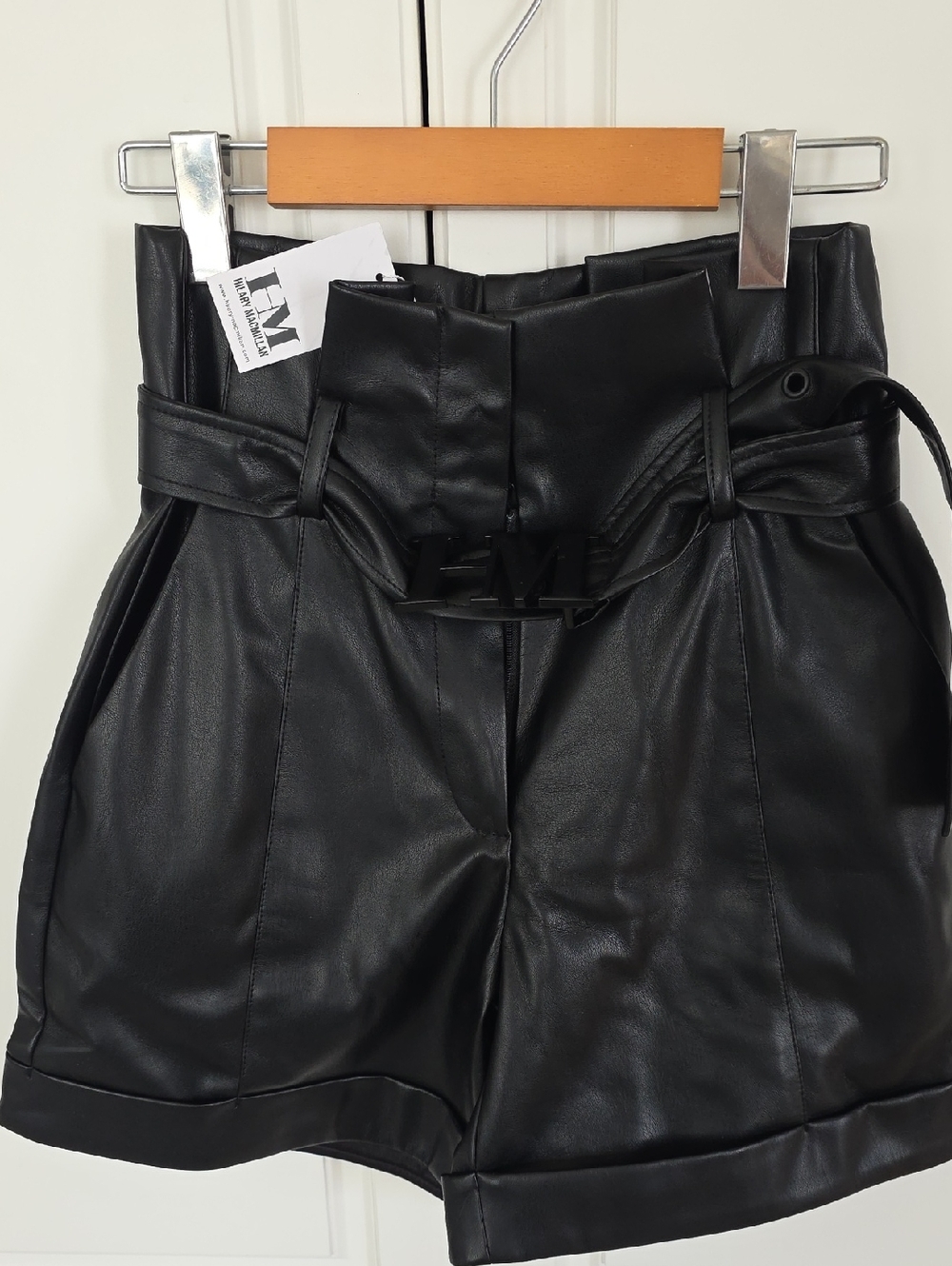 HILARY MACMILLAN XS Black High-Waist Faux Leather Paperbag Shorts with Belt